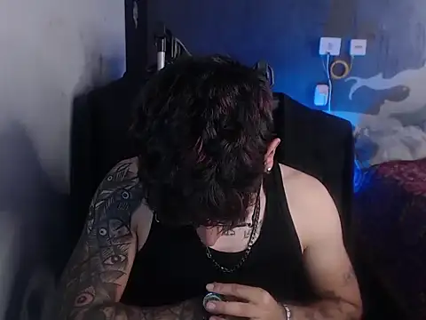 Snapshot of Dereck_Dickson chatting on October 22, 5:16 pm Dereck Dickson online show from October 22, 5:16 pm