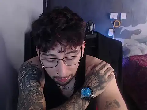 Snapshot of Dereck_Dickson chatting on October 28, 1:02 pm Dereck Dickson online show from October 28, 1:02 pm