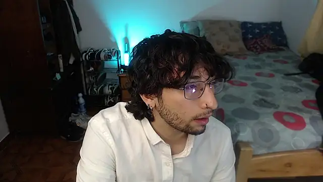 Snapshot of Dereck_Dickson chatting on October 2, 1:20 am Dereck Dickson online show from October 2, 1:20 am