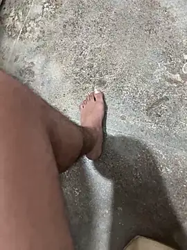 Rahulroy96 online show from January 25, 5:18 am