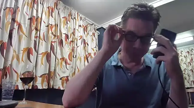 tilobinder online show from March 8, 10:28 am