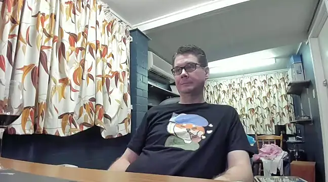 tilobinder online show from January 26, 12:43 pm