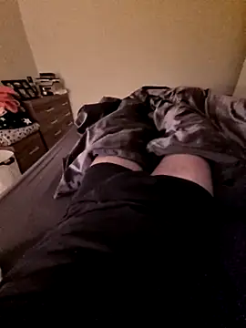 Snapshot of realityyshowww chatting on December 10, 5:33 pm realityyshowww online show from December 10, 5:33 pm