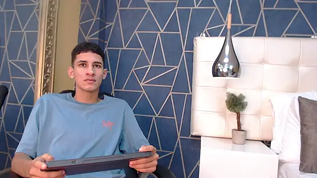 JakeMoxley online show from December 10, 12:16 pm