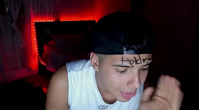 PipeRodriguez  online show from February 2, 3:32 am