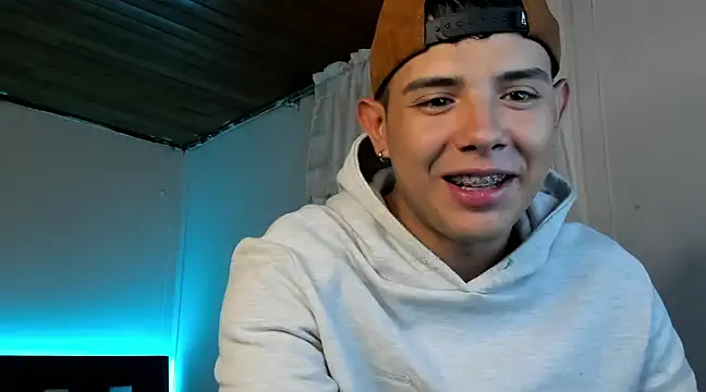 PipeRodriguez  online show from January 7, 12:03 am