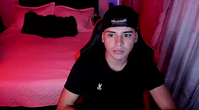 PipeRodriguez  online show from February 7, 12:31 am