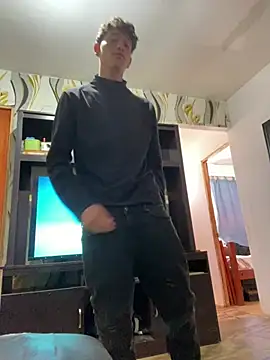 LatinBoysxxx online show from March 17, 6:32 pm