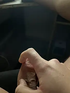 Snapshot of makemecum0 chatting on March 19, 11:57 pm makemecum0 online show from March 19, 11:57 pm