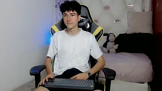 johnny cagee online show from January 15, 6:06 am