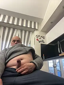 Snapshot of pantomax chatting on February 13, 1:15 pm pantomax online show from February 13, 1:15 pm