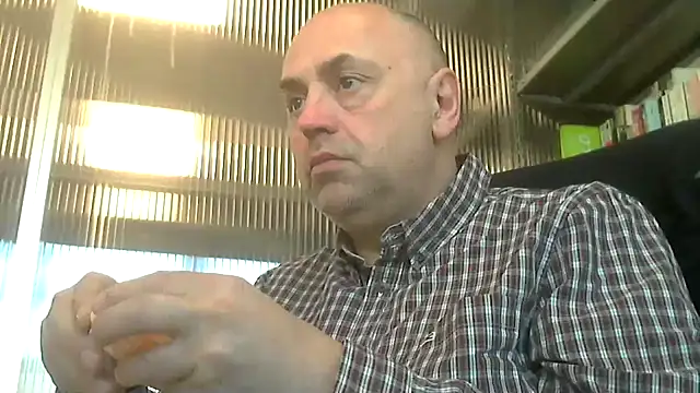 Snapshot of pantomax chatting on January 19, 10:06 am pantomax online show from January 19, 10:06 am