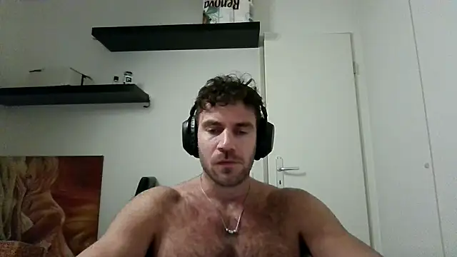 alpha-hunk online show from November 14, 5:25 pm