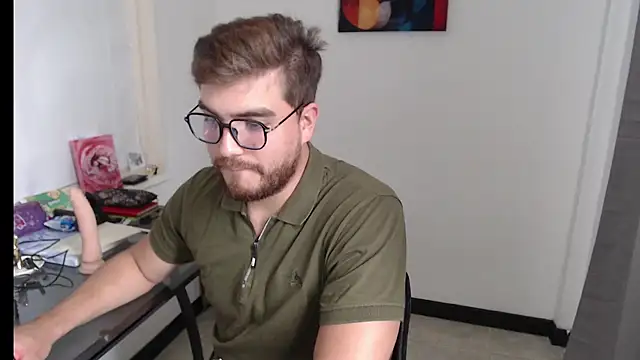 Dylanwish online show from December 17, 8:21 pm