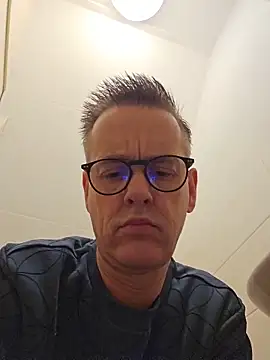 Hectorthyssen1 online show from February 1, 7:01 pm