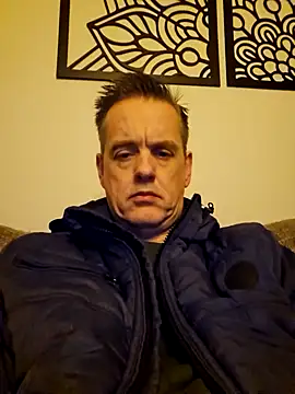 Hectorthyssen1 online show from January 23, 10:54 pm