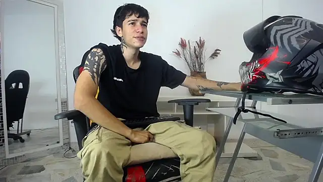 Zacktk7 online show from January 20, 7:25 pm