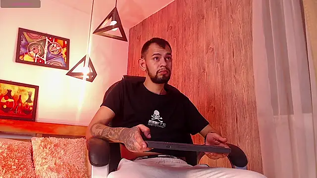 Bedobigcock online show from December 9, 10:48 pm