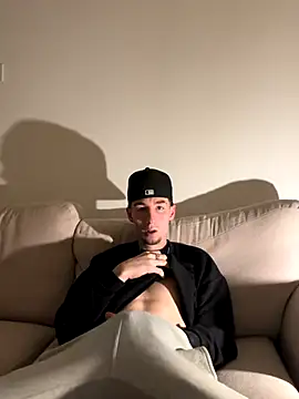 MikesWood21 online show from October 15, 12:07 am