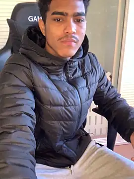 Ryan-hot online show from December 15, 2:59 pm