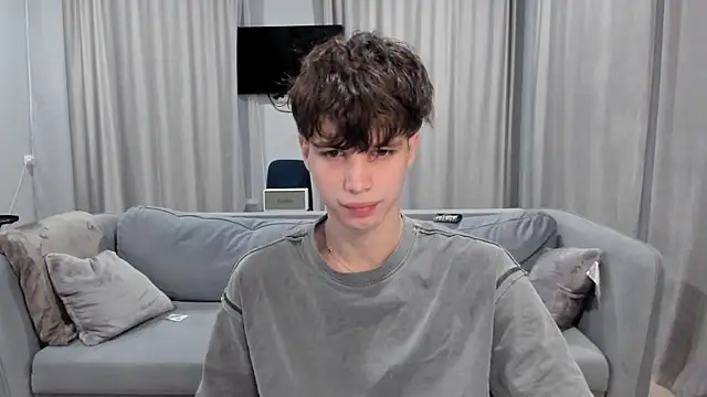 Im Shine Guy online show from December 16, 6:43 am