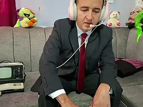 yazforeSolo online show from September 15, 2:18 pm