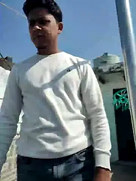 Snapshot of sailord chatting on February 8, 7:26 am sailord online show from February 8, 7:26 am