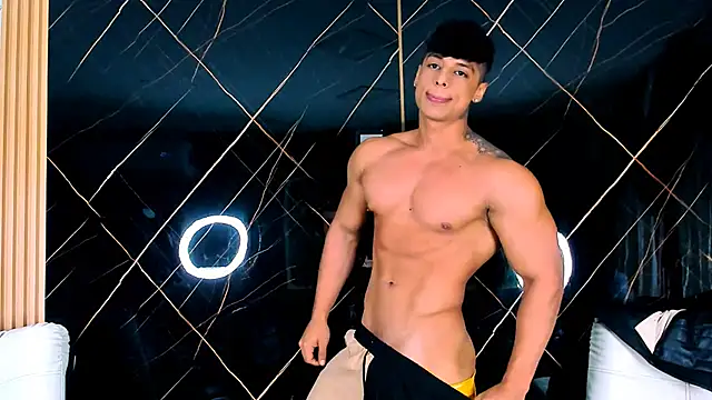 Owen Muzcle online show from November 6, 9:29 pm