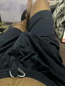 Snapshot of Desiboy___21 chatting on March 21, 5:02 pm Desiboy   21 online show from March 21, 5:02 pm