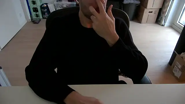 taallguyy 196 online show from November 26, 2:09 pm