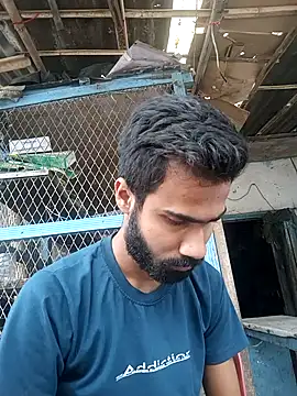 Skinny Bigass 23 online show from September 15, 7:32 am