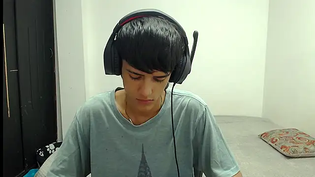 Cris curry online show from December 24, 5:27 am