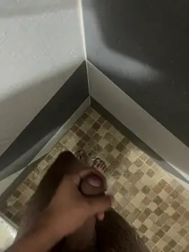 mylovetr1 online show from December 24, 4:33 am