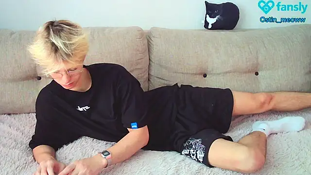 Ostin meow online show from February 11, 8:15 am