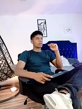 wagz online show from October 10, 11:59 am