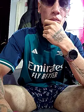 Snapshot of FlacoDani chatting on October 7, 5:28 pm FlacoDani online show from October 7, 5:28 pm