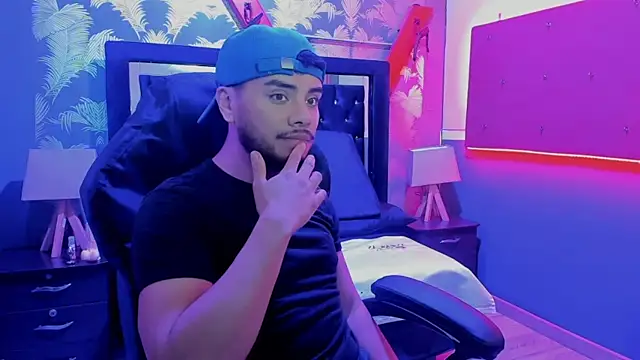 Tommidubois online show from December 7, 12:45 pm