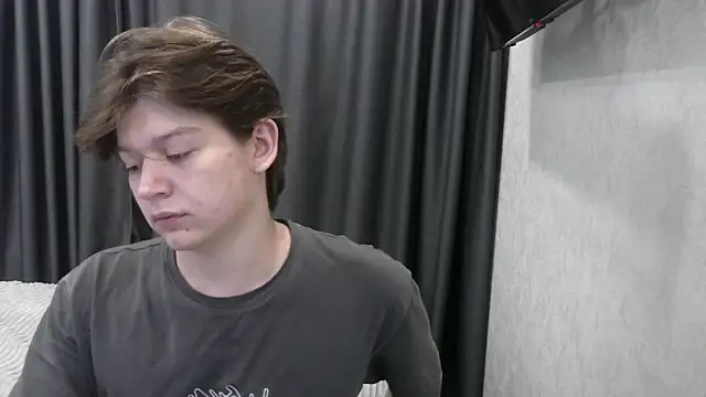 W N G S online show from October 13, 9:32 pm