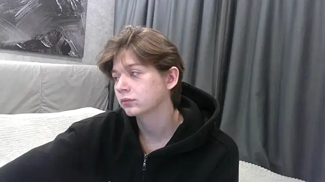 W N G S online show from September 26, 8:39 pm