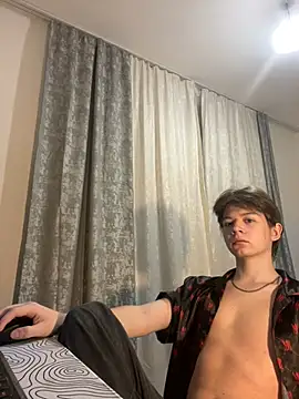 W N G S online show from January 22, 9:44 pm