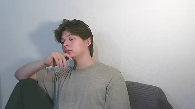 W N G S online show from September 8, 9:36 pm