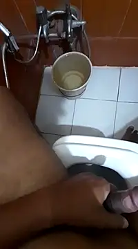 Sandy 1692 online show from December 6, 2:57 am