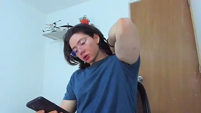Snapshot of AngelBennet_ chatting on February 15, 2:58 am AngelBennet  online show from February 15, 2:58 am