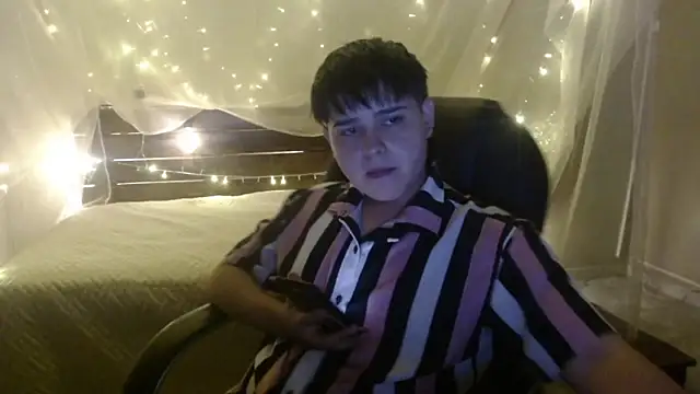 AndrewPherson online show from December 23, 12:30 pm