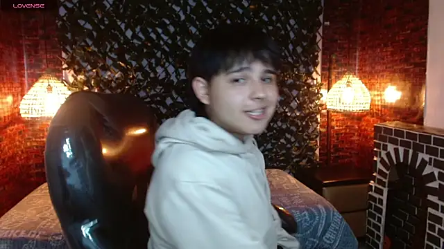 AndrewPherson online show from January 3, 12:52 pm