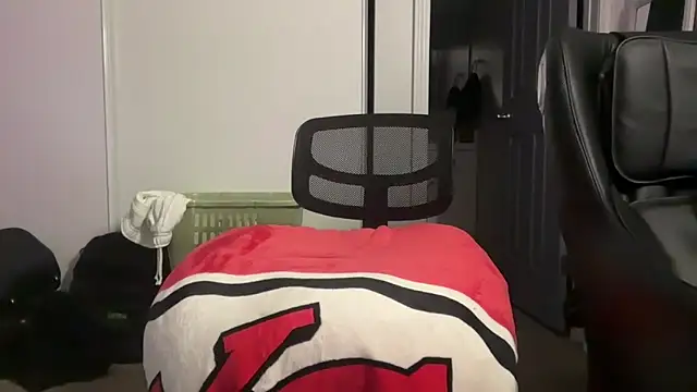 skarfosbabes69 online show from December 30, 4:31 am