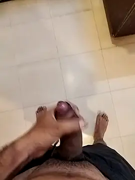 rhlagr85 online show from November 12, 7:30 pm