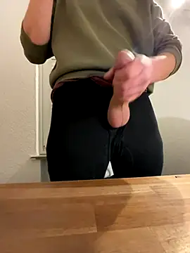 dirtyeeedii online show from November 24, 3:46 pm