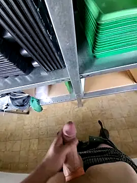 dirtyeeedii online show from October 30, 1:23 pm