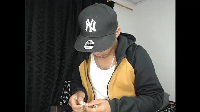 maximo vega newv online show from December 14, 10:34 am